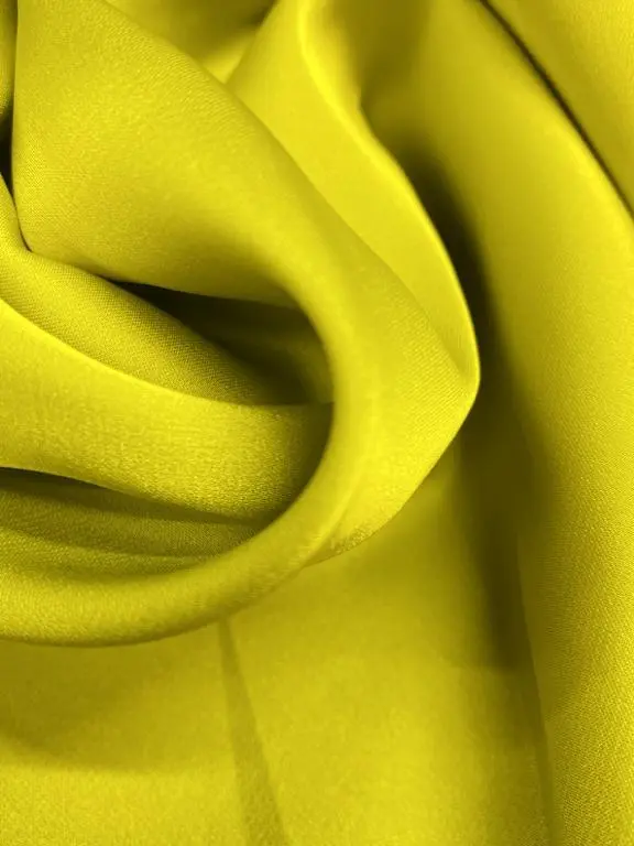 likra-saten-sifon-olive-yesili-36-5.jpg İpeksi Saten Olive Yeşili 36