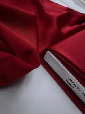 mat şanel kırmızı